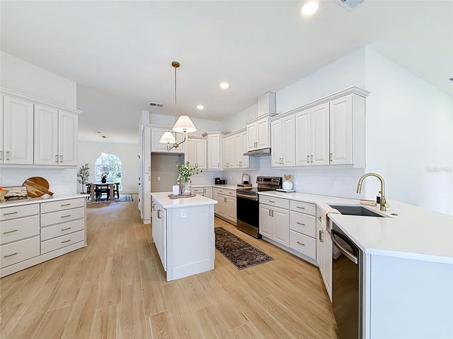 34239 WOODRIDGE LANE, Eustis, FL 32736