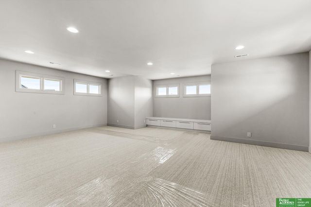 25016 Emile Circle, Waterloo, NE 68069