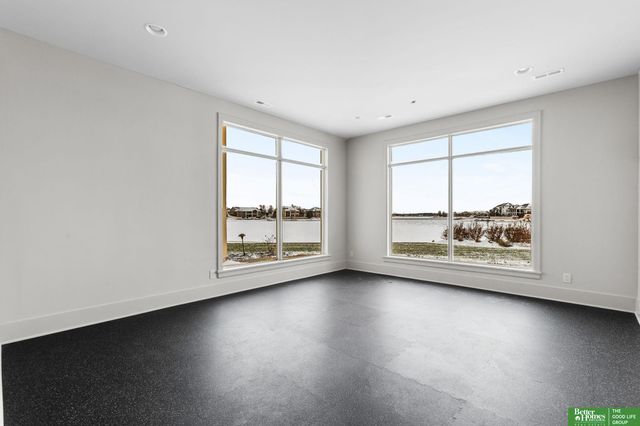 25016 Emile Circle, Waterloo, NE 68069