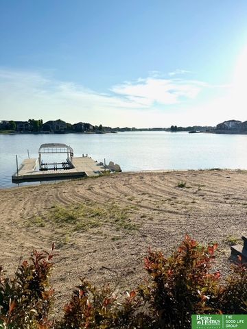 25016 Emile Circle, Waterloo, NE 68069