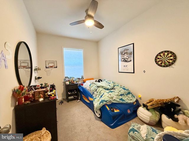 14327 SUMMIT VIEW LN, Rockville, MD 20850