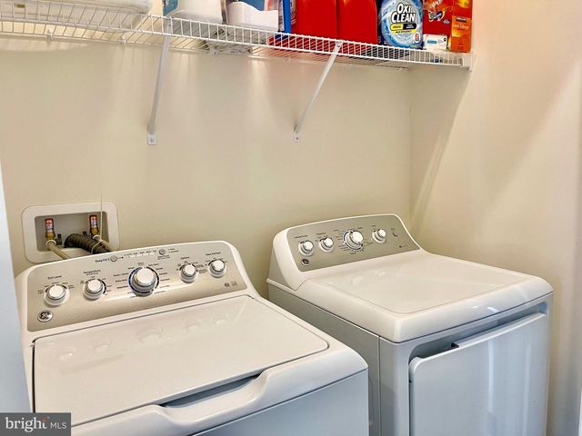 14327 SUMMIT VIEW LN, Rockville, MD 20850