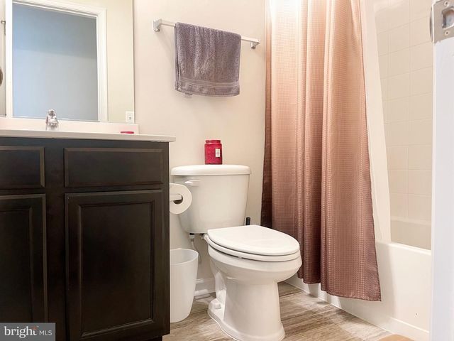 14327 SUMMIT VIEW LN, Rockville, MD 20850