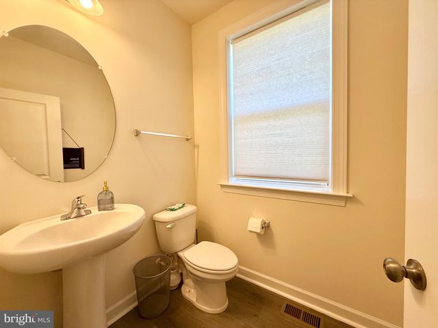 14327 SUMMIT VIEW LN, Rockville, MD 20850