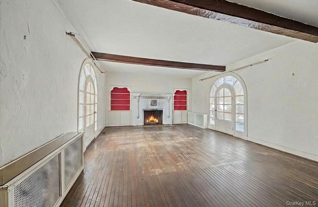 93 Stuyvesant Plaza, Mount Vernon, NY 10552