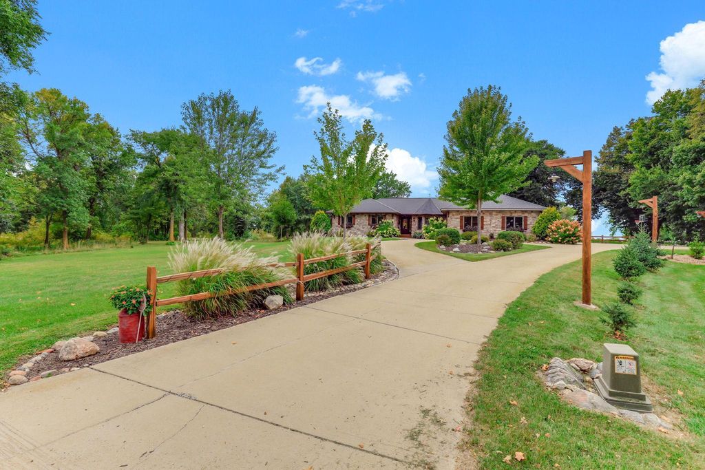 2273 Cameron Avenue SE, Buffalo, MN 55313 — photo 3