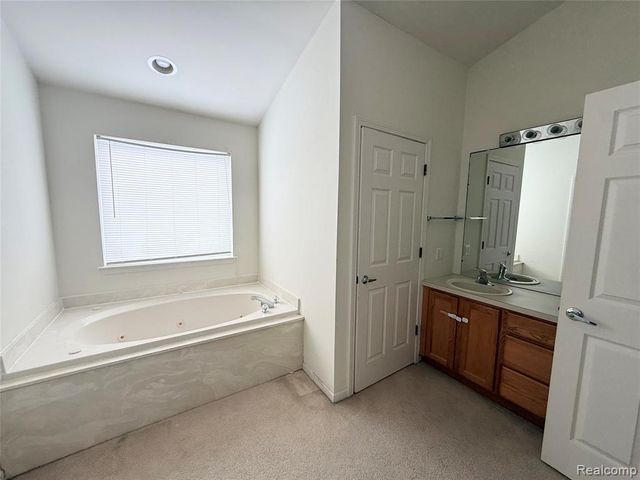 6122 Cherrywood Drive, Ypsilanti, MI 48197