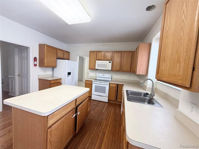 6122 Cherrywood Drive, Ypsilanti, MI 48197