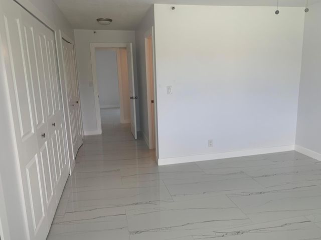 2786 Tennis Club Drive 301, West Palm Beach, FL 33417