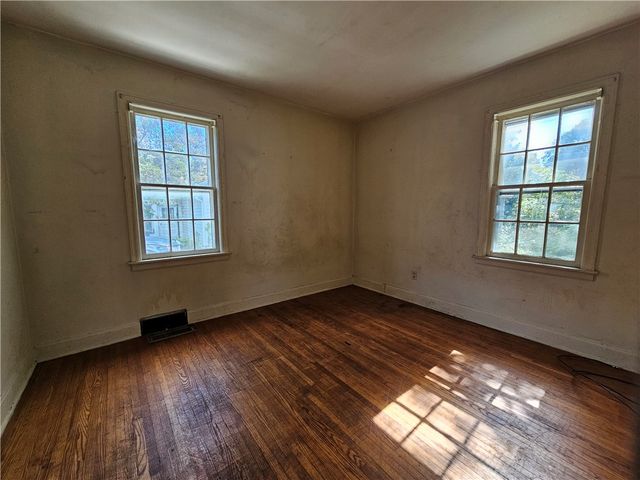 609 Decker Avenue, Elmira City, NY 14904