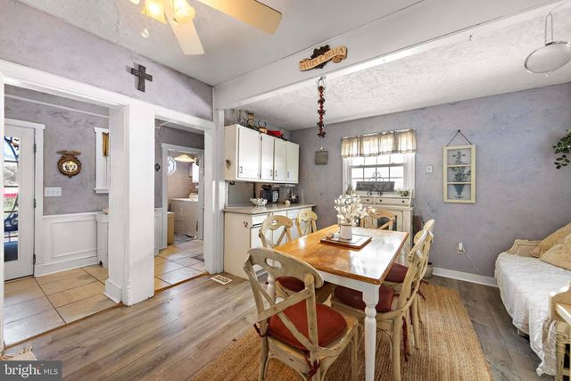 16 N 9TH ST, Surf City, NJ 08008