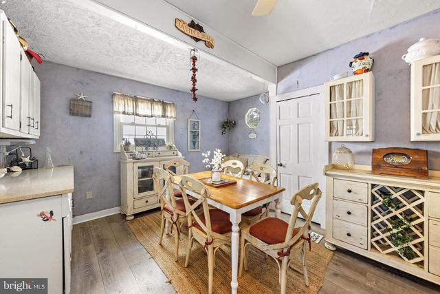 16 N 9TH ST, Surf City, NJ 08008