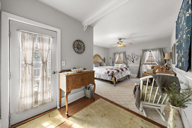 16 N 9TH ST, Surf City, NJ 08008