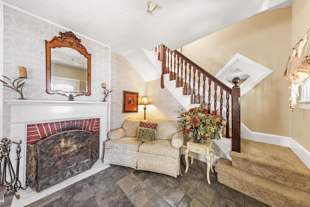 16 N 9TH ST, Surf City, NJ 08008