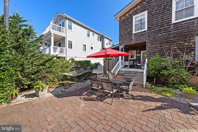 16 N 9TH ST, Surf City, NJ 08008