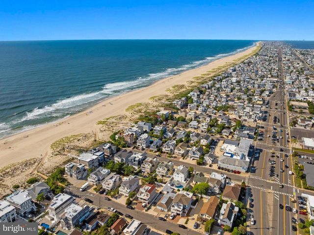 16 N 9TH ST, Surf City, NJ 08008