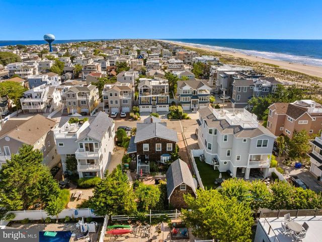 16 N 9TH ST, Surf City, NJ 08008