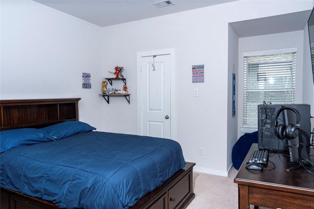 12710 Banchory Leaf Drive, Humble, TX 77346