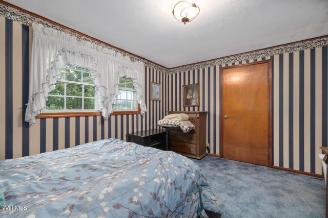 9728 North Highway 421, Shady Valley, TN 37688