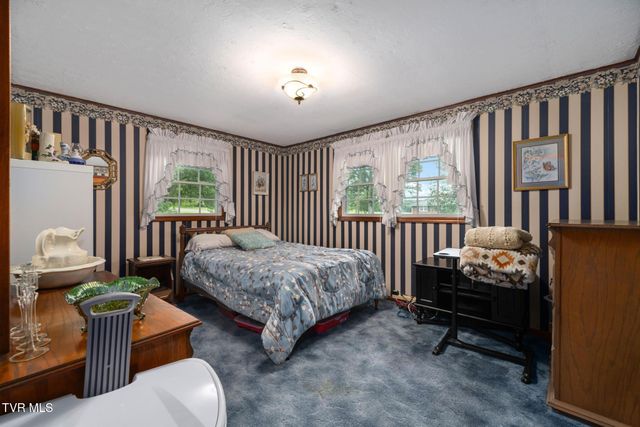 9728 North Highway 421, Shady Valley, TN 37688