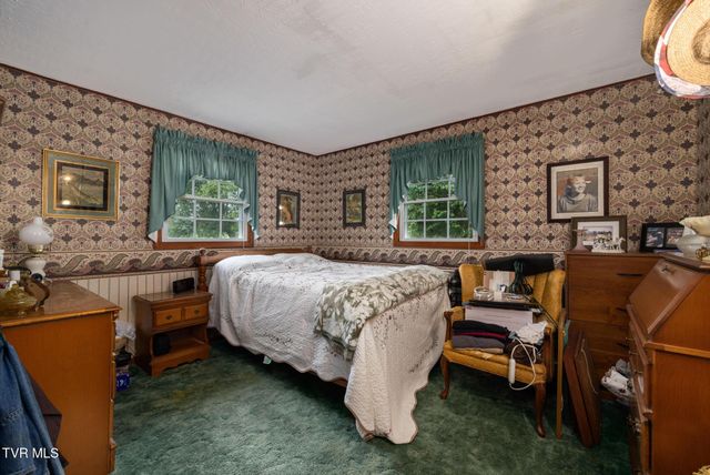 9728 North Highway 421, Shady Valley, TN 37688