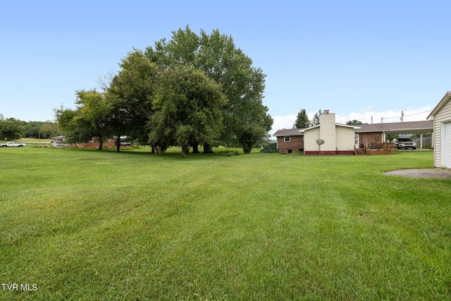 9728 North Highway 421, Shady Valley, TN 37688