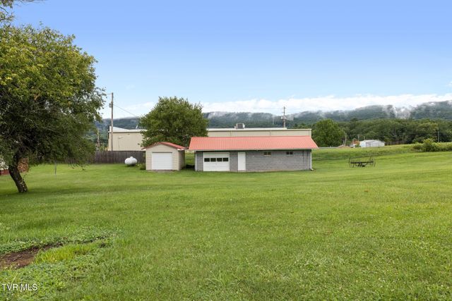 9728 North Highway 421, Shady Valley, TN 37688