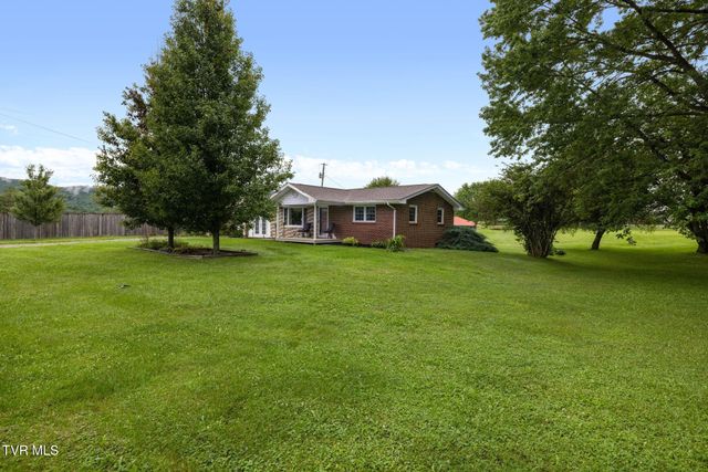 9728 North Highway 421, Shady Valley, TN 37688