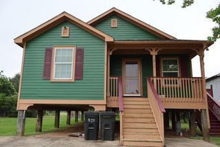 6717 Hawthorne Road, Hitchcock, TX 77563