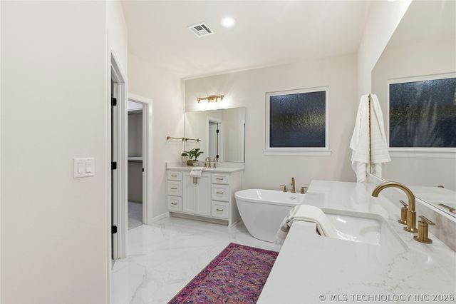 4110 W Albuquerque Street, Broken Arrow, OK 74011