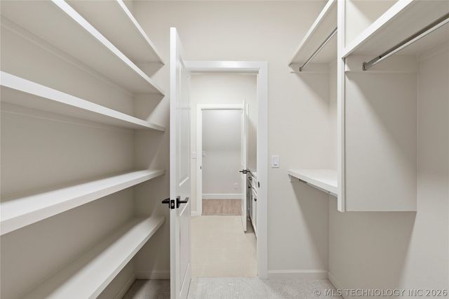 4110 W Albuquerque Street, Broken Arrow, OK 74011