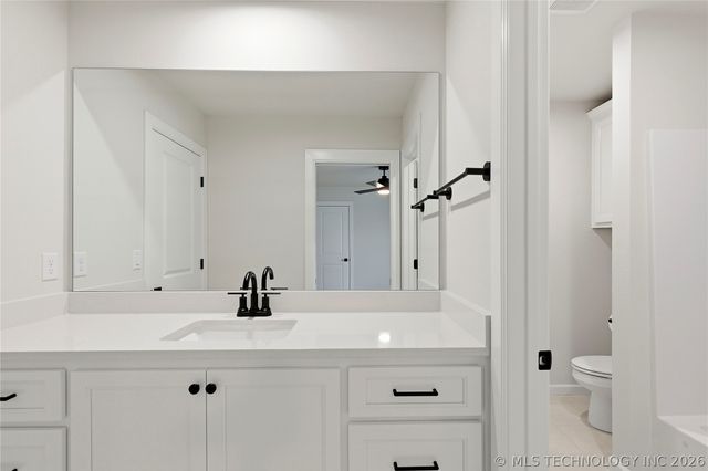 4110 W Albuquerque Street, Broken Arrow, OK 74011