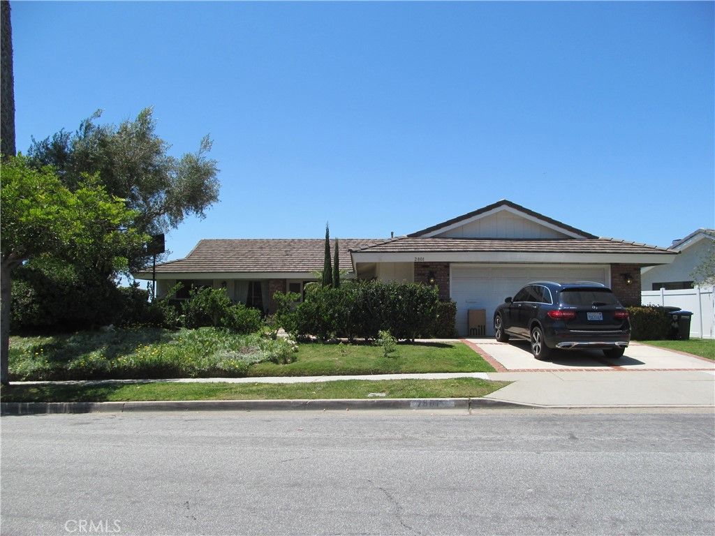 Image 1 of property listing at 2801 Carob, Newport Beach, CA 92660
