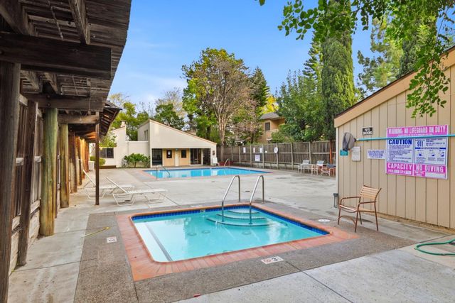 3027 Kaiser Drive D, Santa Clara, CA 95051