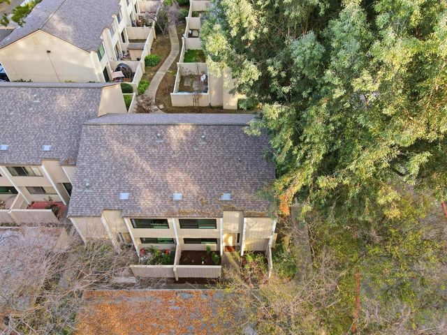 3027 Kaiser Drive D, Santa Clara, CA 95051