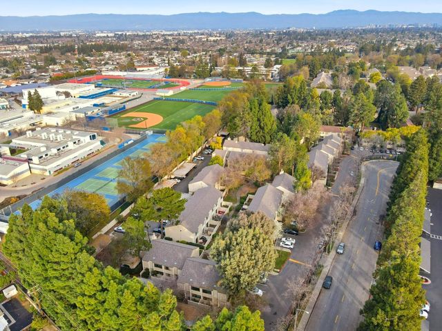 3027 Kaiser Drive D, Santa Clara, CA 95051