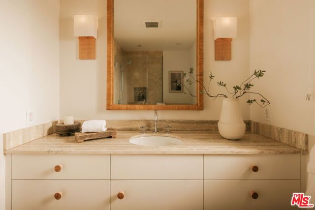 588 Dryad Road, Santa Monica, CA 90402