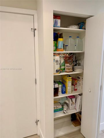 16385 Biscayne Blvd 1104, North Miami Beach, FL 33160