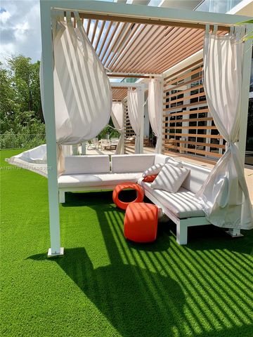 16385 Biscayne Blvd 1104, North Miami Beach, FL 33160