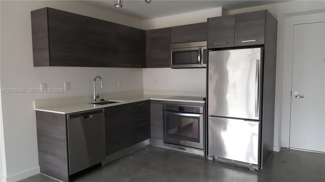 151 SE 1st St 1609, Miami, FL 33131