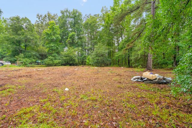 124 Maple Street, Ridgeville, SC 29472