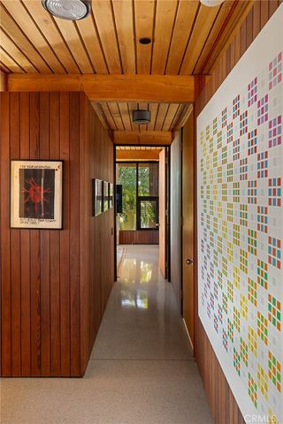 1515 N Tigertail, Los Angeles, CA 90049