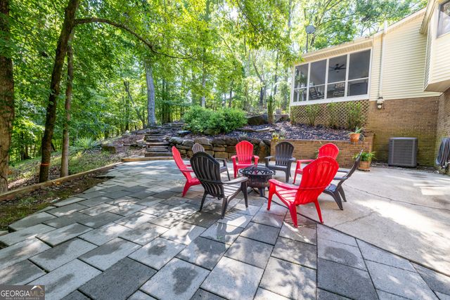 910 Chickasaw Drive, Westminster, SC 29693