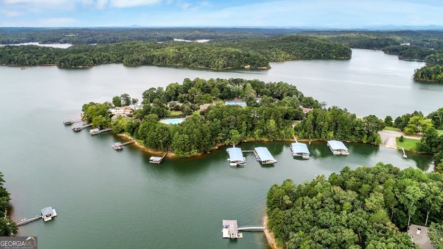 910 Chickasaw Drive, Westminster, SC 29693