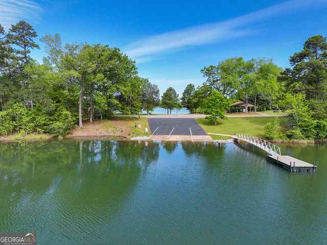 910 Chickasaw Drive, Westminster, SC 29693