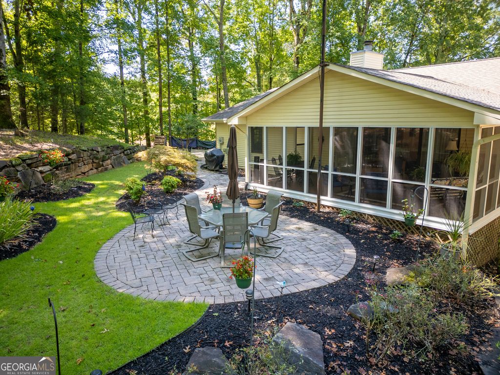 910 Chickasaw Drive, Westminster, SC 29693 — photo 2