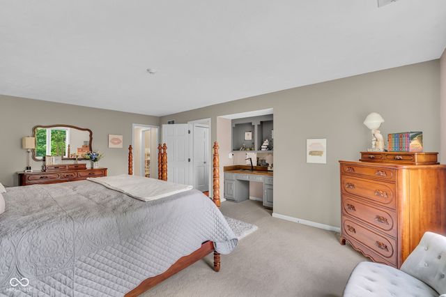1255 E Greyhound Pass, Carmel, IN 46032