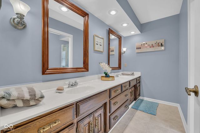 1255 E Greyhound Pass, Carmel, IN 46032