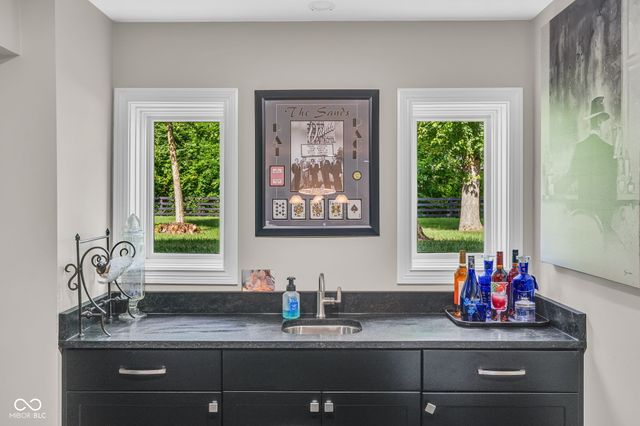 1255 E Greyhound Pass, Carmel, IN 46032