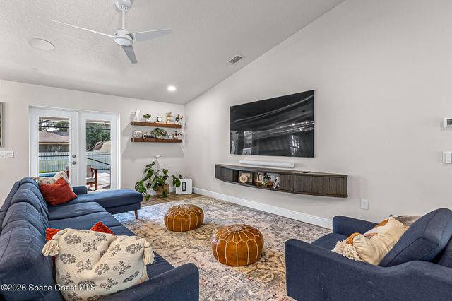 210 Pelican Drive NE, Palm Bay, FL 32907